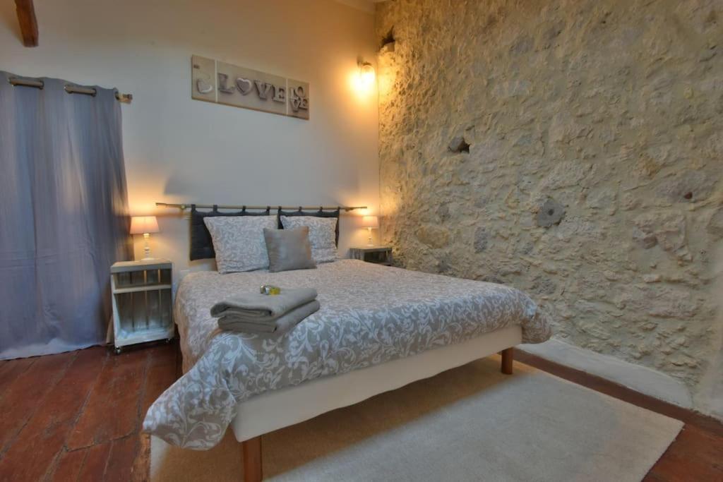 Chambre D'Hotes L'Altitude - Domaine La Rose Des Vents Castelnau-sur-lʼAuvignon Esterno foto